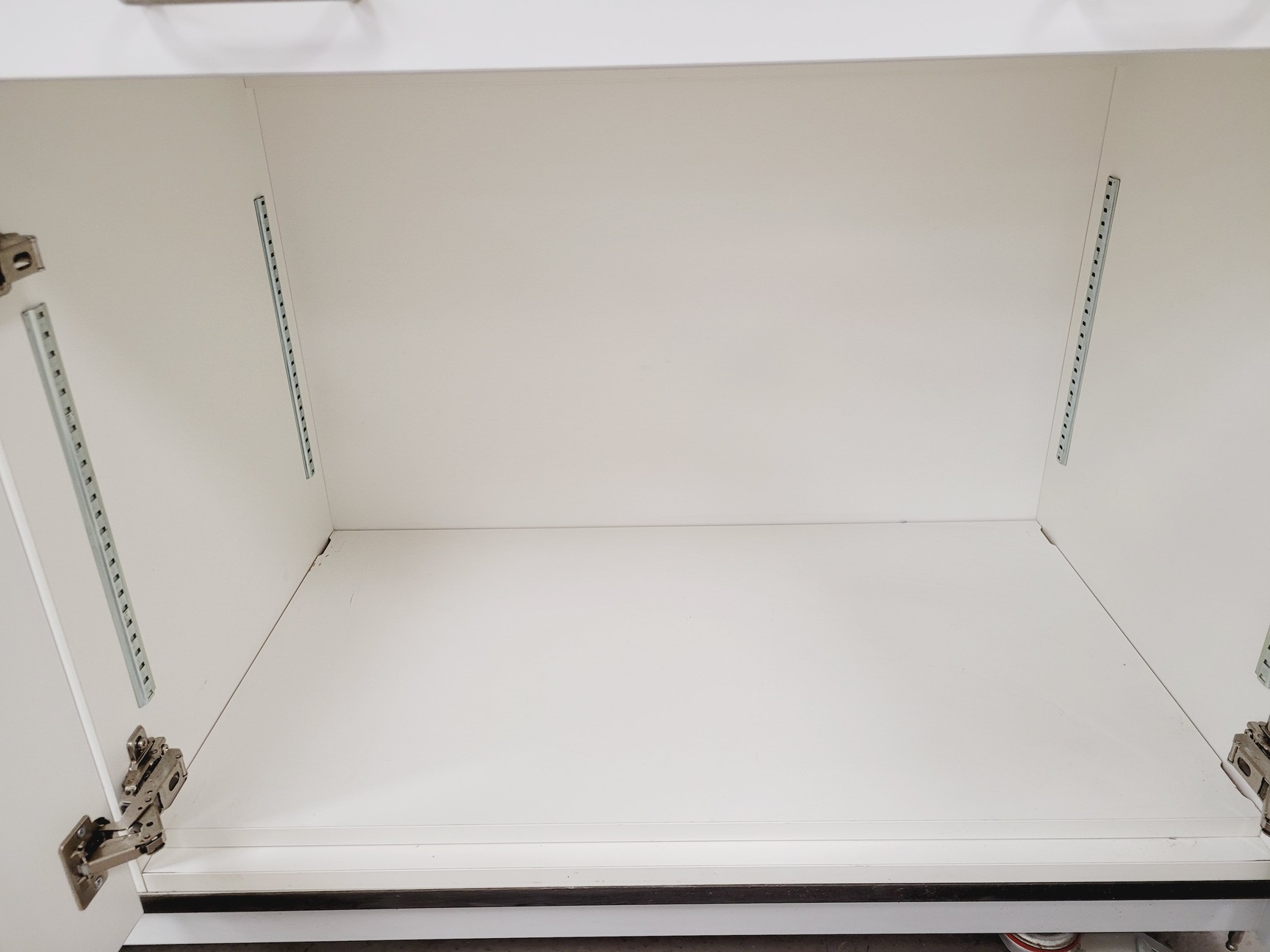 Image of Marson Laboratory Furniture Lab Table/Storage Cabinet 