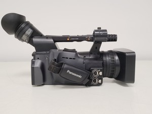 Thumbnail image of Panasonic AG-HMC151E - AVCCAM 3CCD Camcorder w/ 2 Batteries and 1 Charger