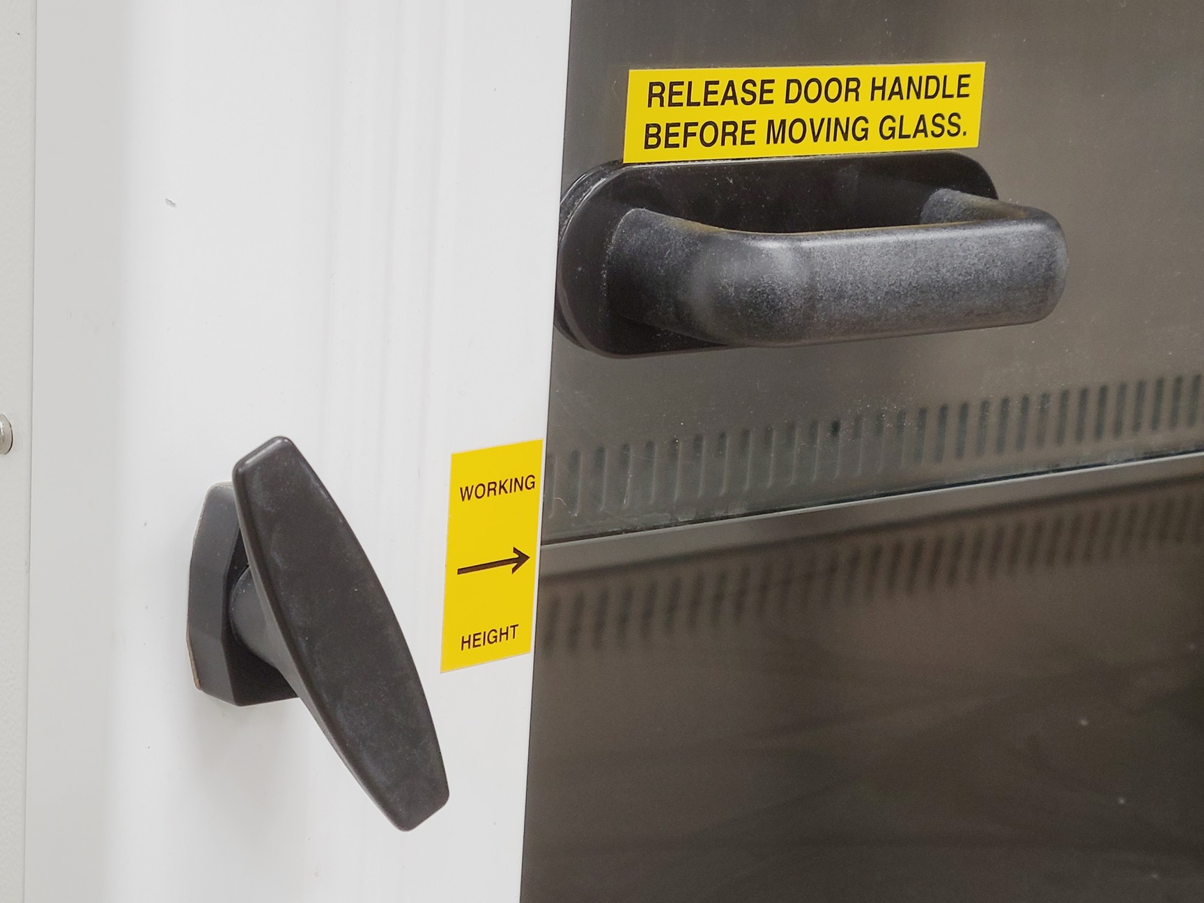 Image of BioQuell Microflow Class 2 Safety Cabinet