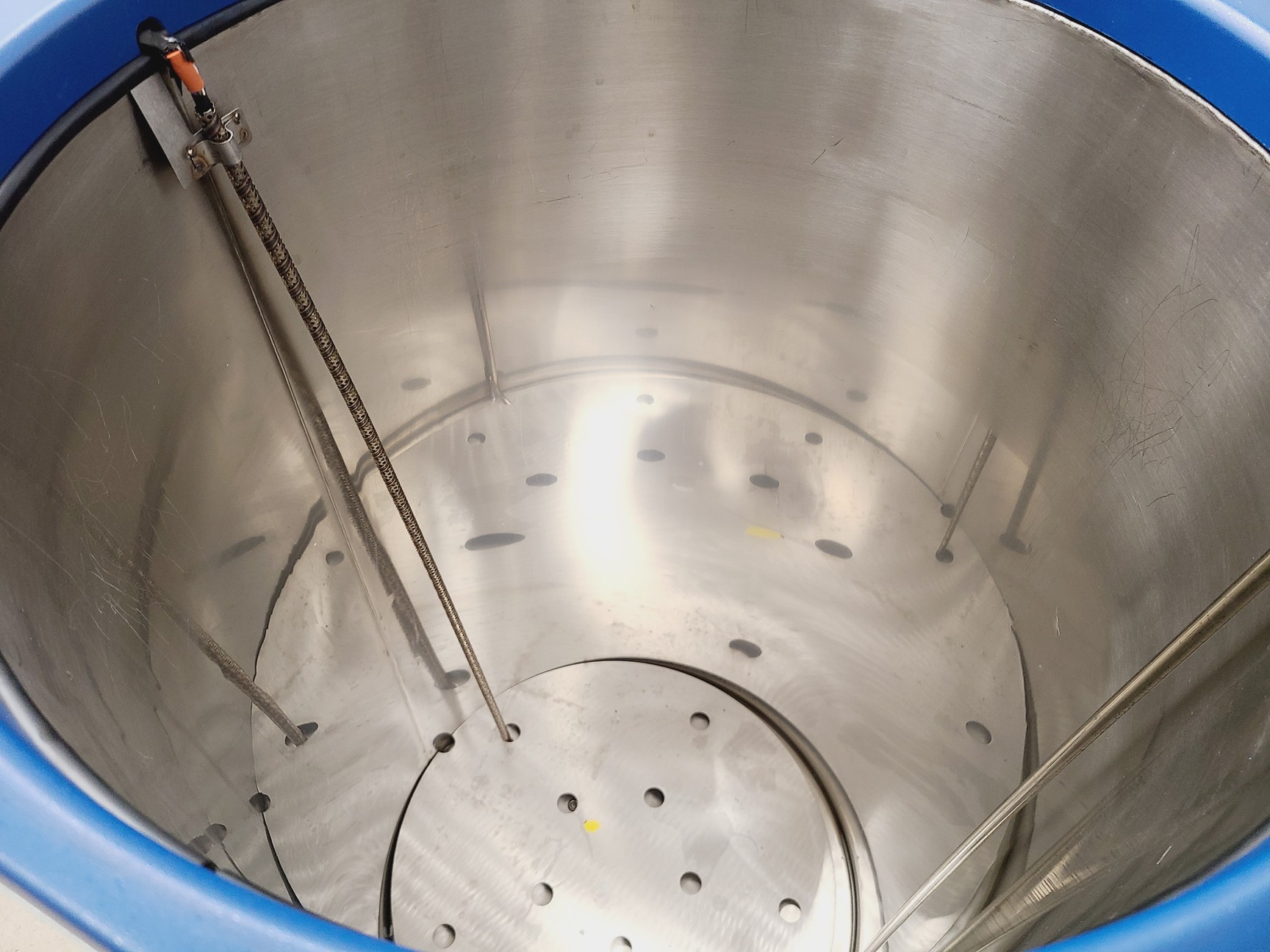 Image of Taylor Wharton K Series 10K Cryostat Storage System