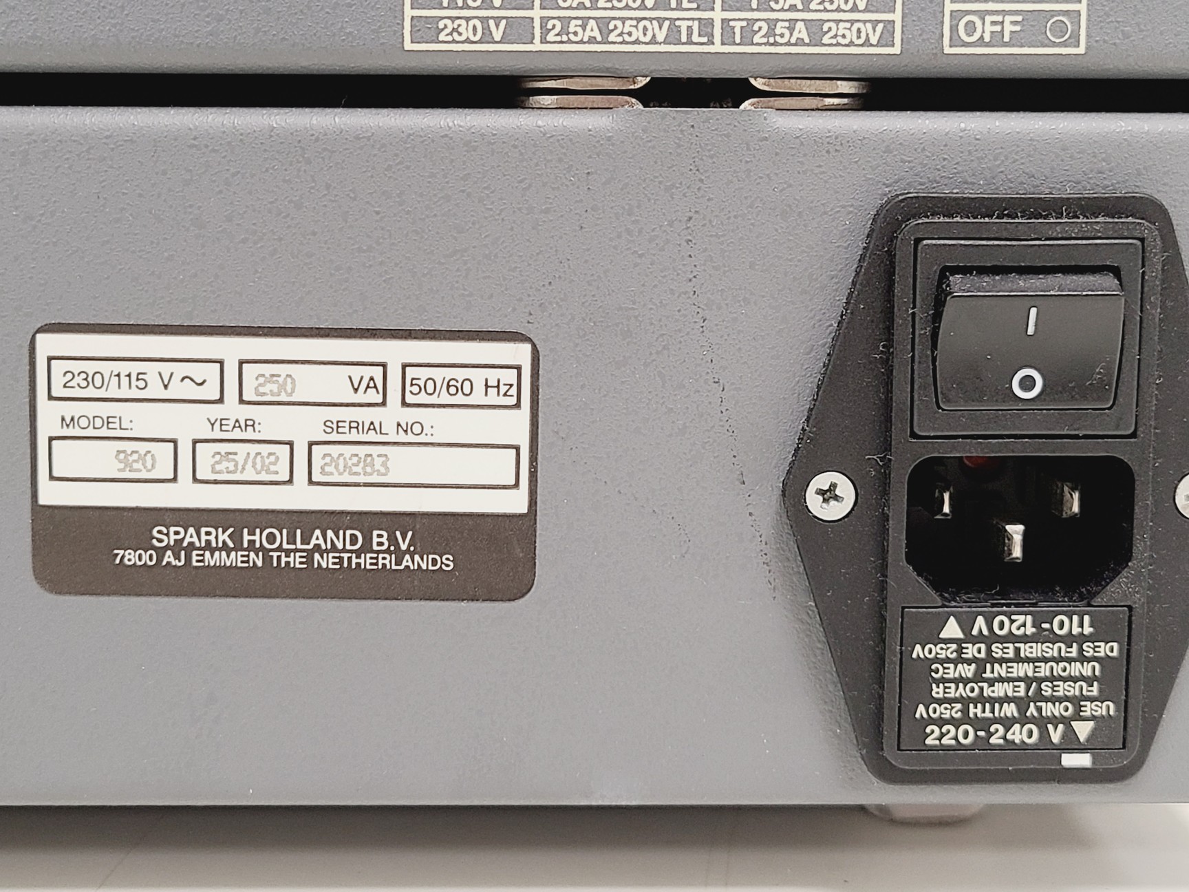 Image of LC Packings FAMOS Carousel Microautosampler