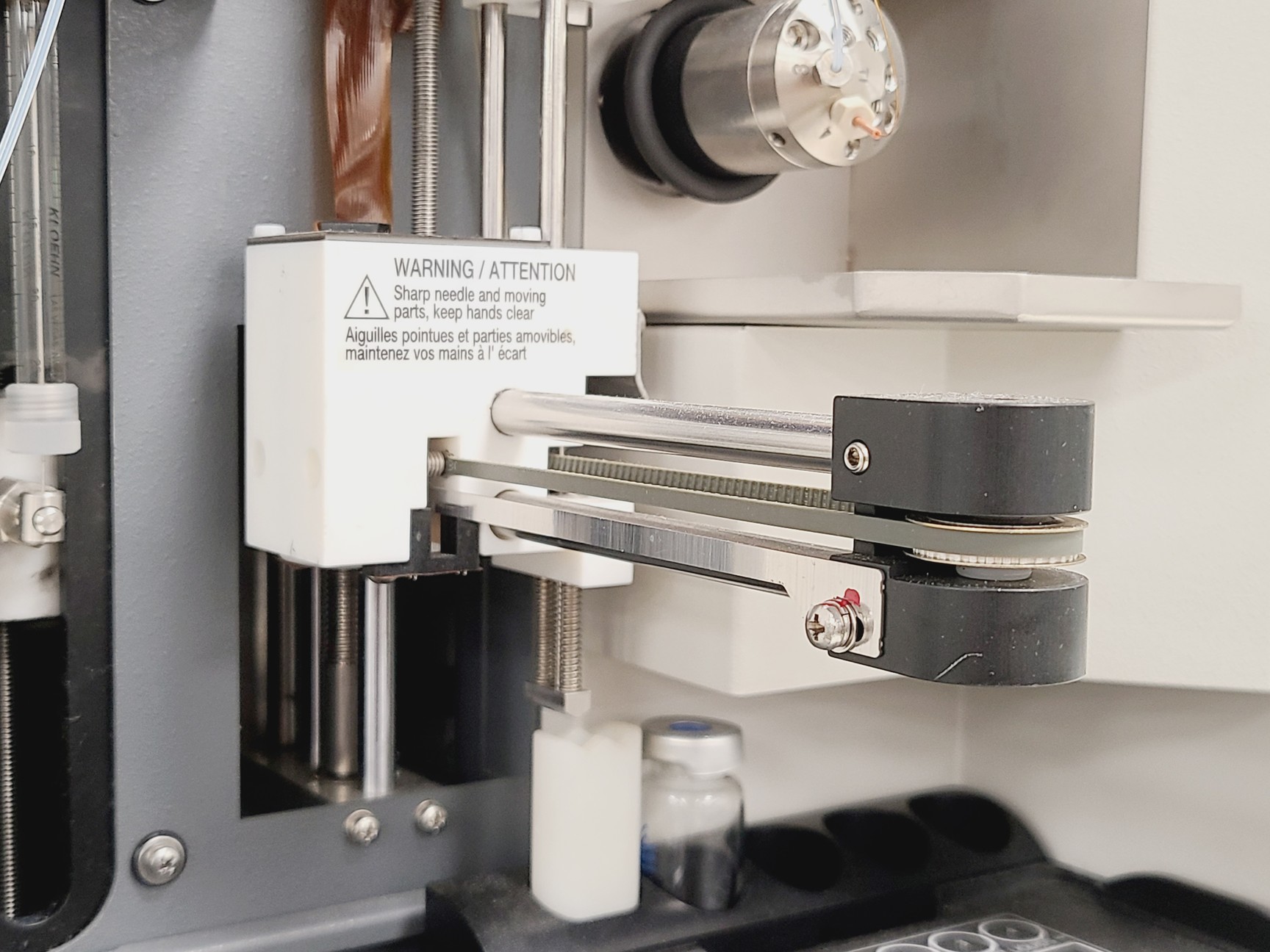 Image of LC Packings FAMOS Carousel Microautosampler