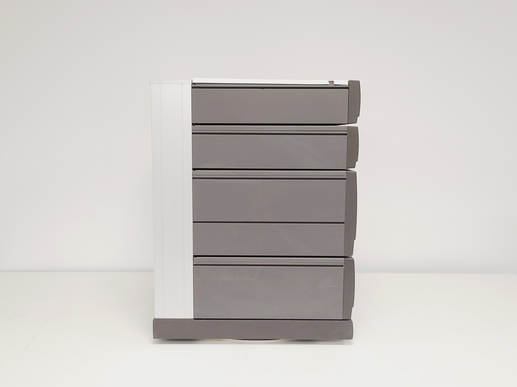 Image of Amersham Biosciences AKTA Explorer FPLC System