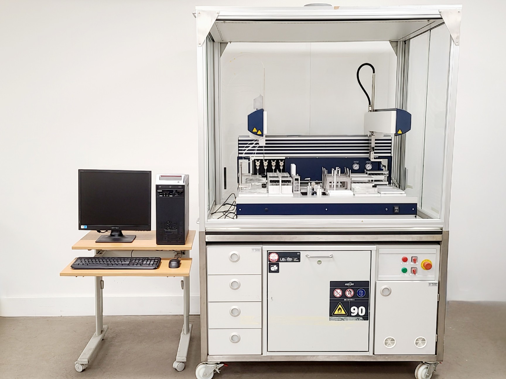 Image of Bruker SamplePro - Sample Preparation for NMR by Solid Phase Extraction