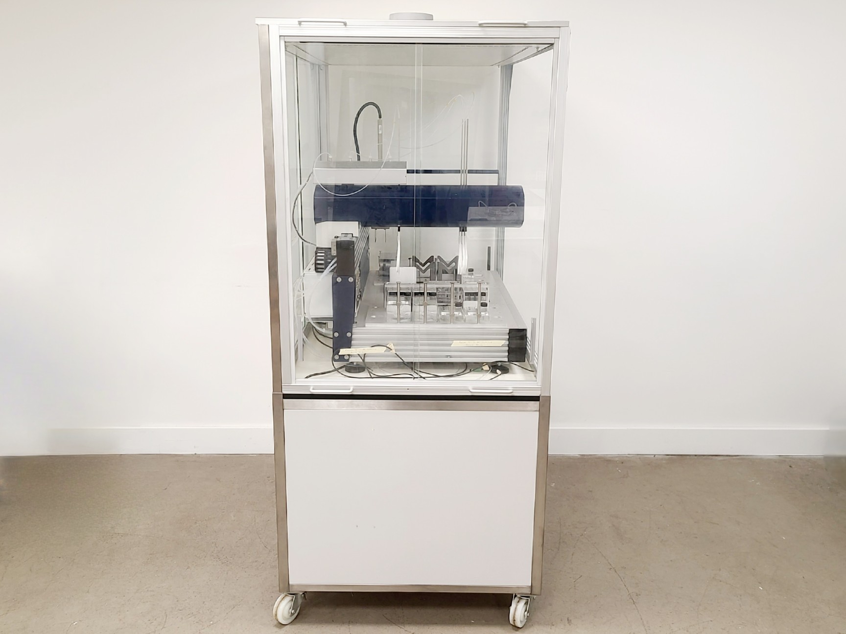 Image of Bruker SamplePro - Sample Preparation for NMR by Solid Phase Extraction