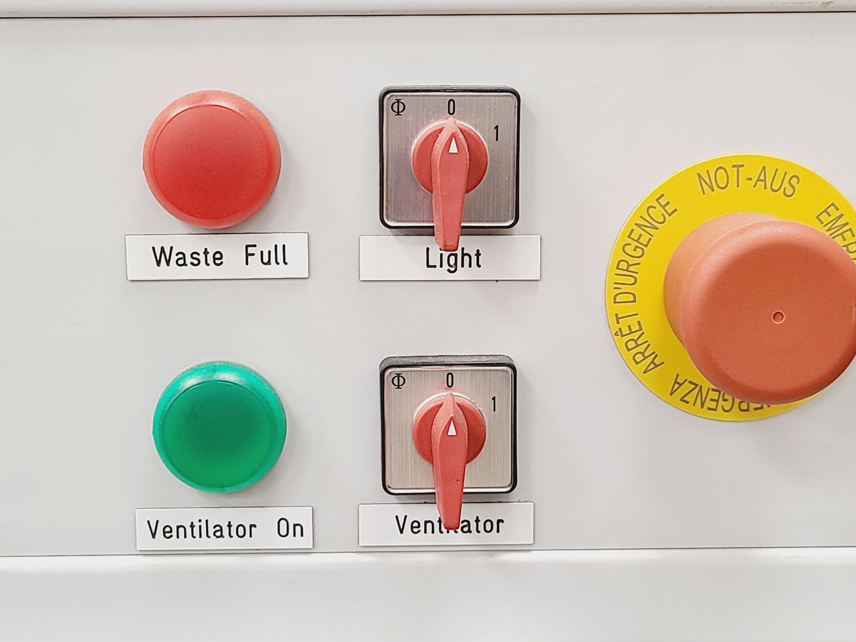 Image of Bruker SamplePro - Sample Preparation for NMR by Solid Phase Extraction