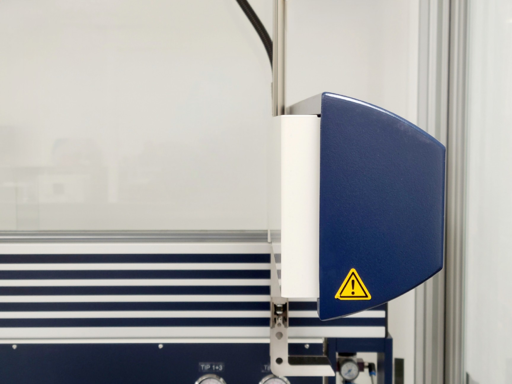 Image of Bruker SamplePro - Sample Preparation for NMR by Solid Phase Extraction