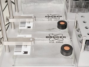 Thumbnail image of Bruker SamplePro - Sample Preparation for NMR by Solid Phase Extraction