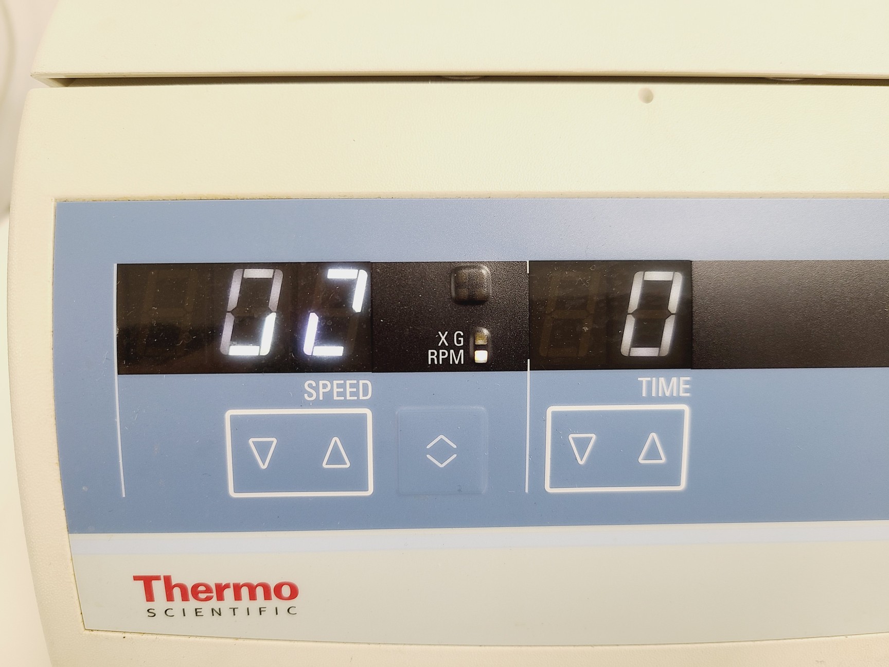 Image of Thermo Scientific Heraeus Pico 17 Centrifuge