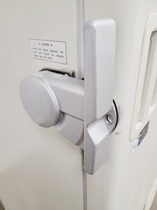 Thumbnail image of Sanyo MDF-U73V Ultra-Low Temperature Freezer -86 Lab