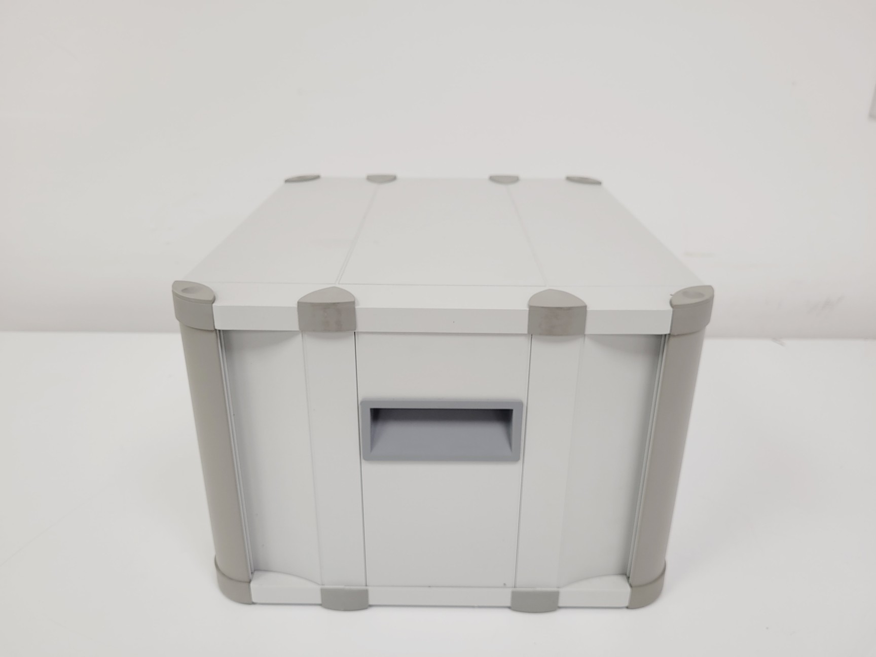 Image of Aviso TheOnyx Liquid Handler