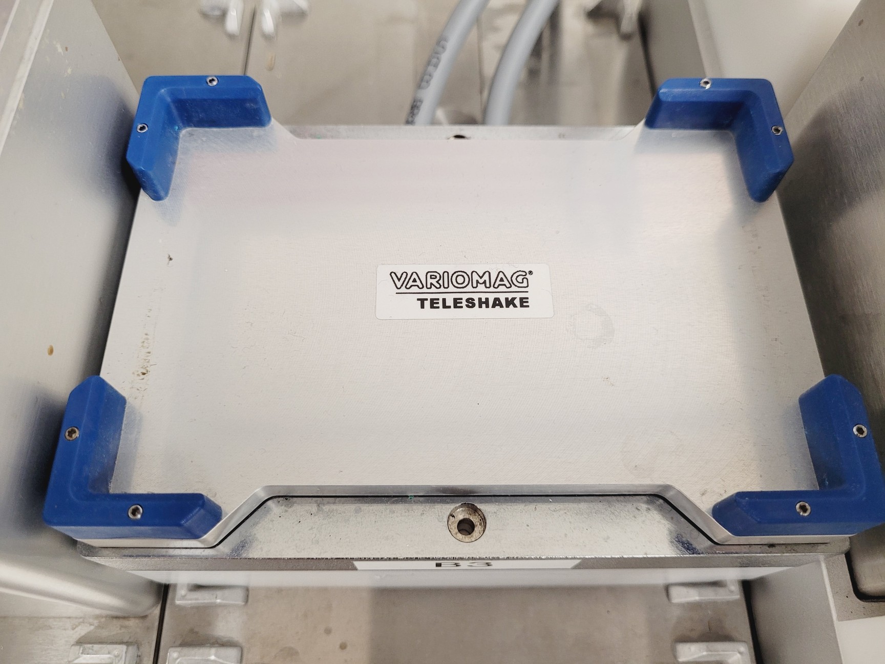 Image of Aviso TheOnyx Liquid Handler