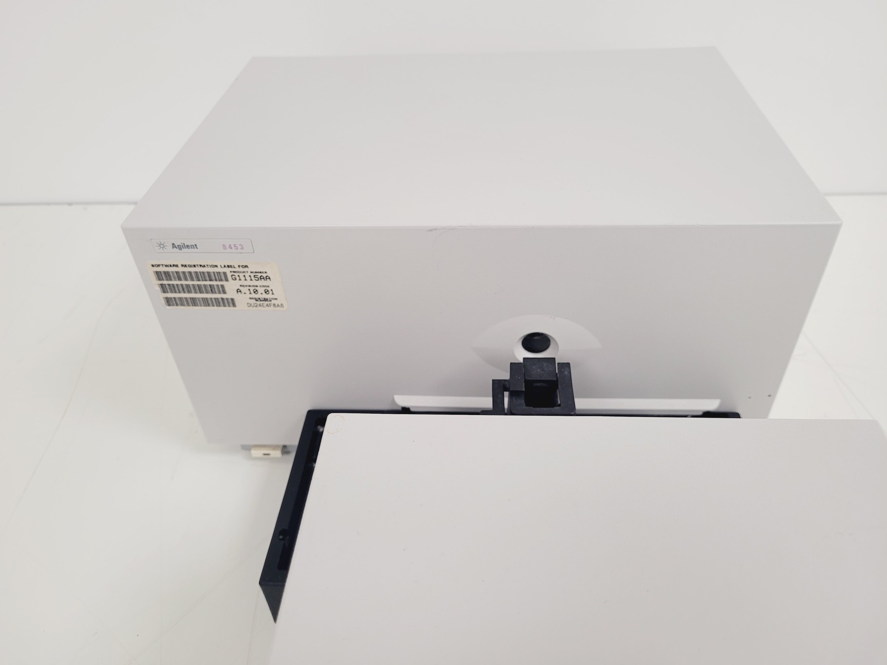 Image of Agilent 8453 UV/VIS G1103A Spectrophotometer Lab