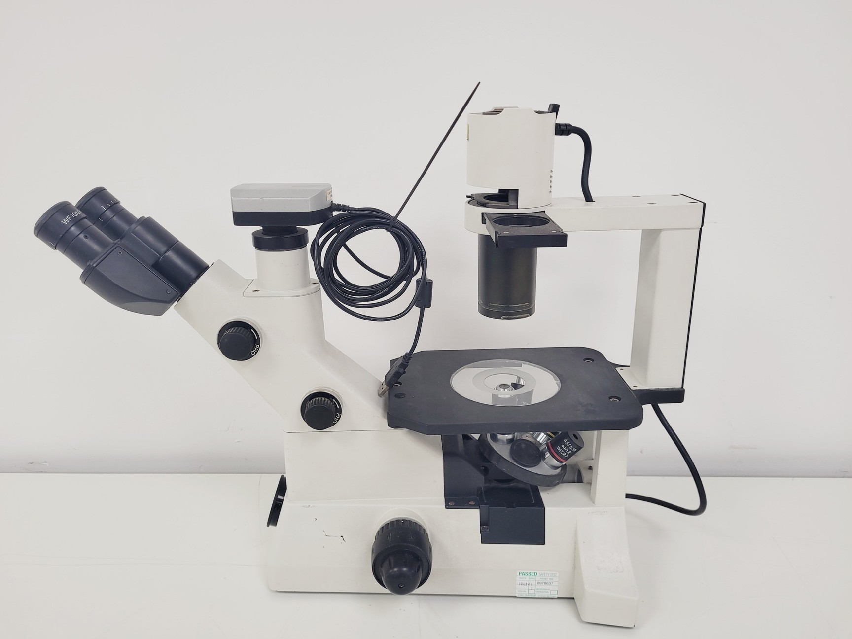 Image of HIPROVE XD-202 Inverted Biological Microscope w/ 4 x Objectives - Spares/Repair