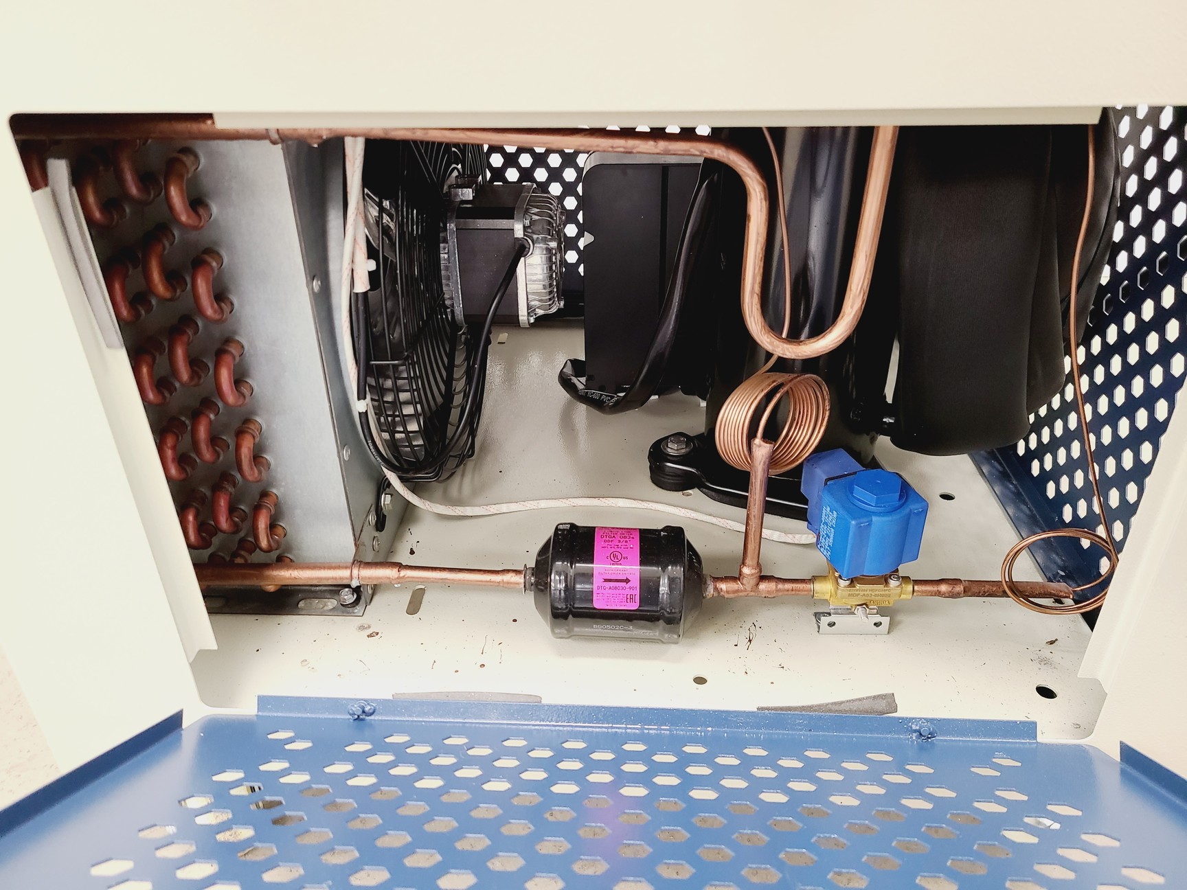 Image of  High & Low Temperature Circulating Device UHC-10/-20+200 Lab