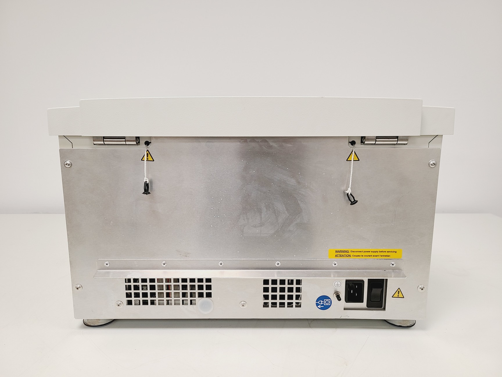 Image of Thermo Scientific Heraeus Multifuge X3 Centrifuge Lab