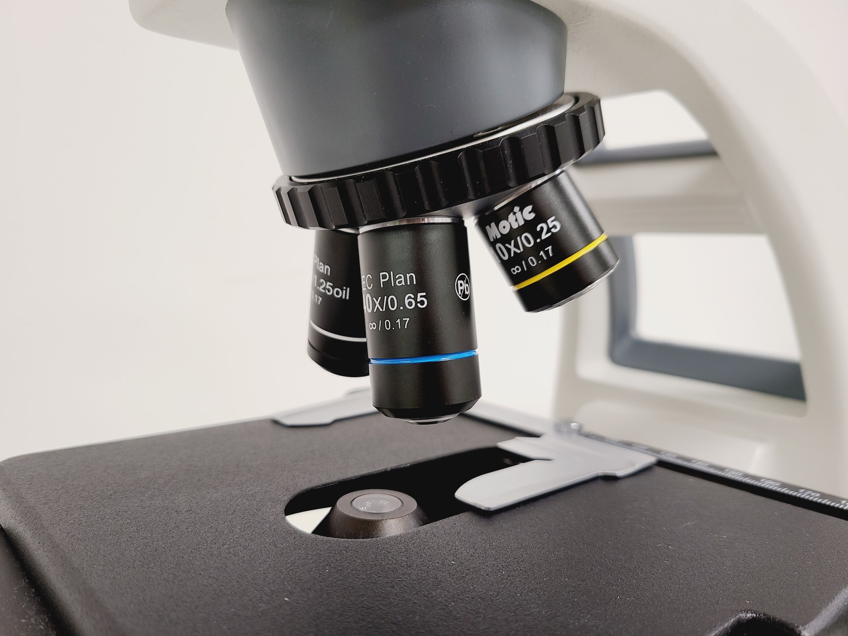 Image of Motic BA310E Inverted Light Microscope w/ 4 x Objectives 4,10,40,100x Lab