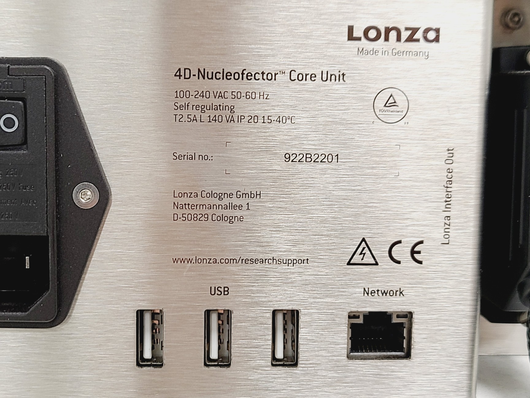 Image of Lonza 4D-Nucleofactor Electroporation System Core & X Units Lab