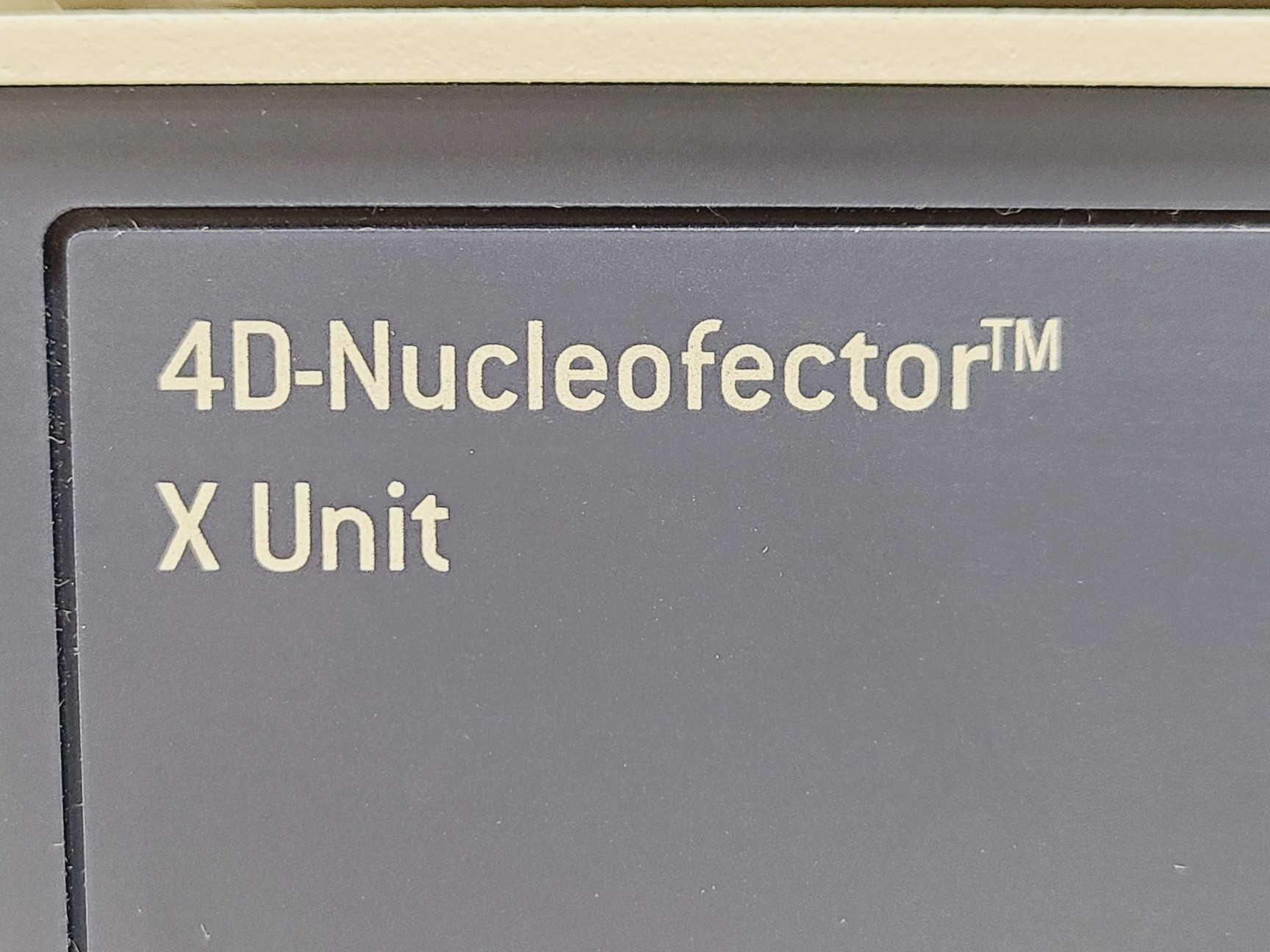 Image of Lonza 4D-Nucleofactor Electroporation System Core & X Units Lab