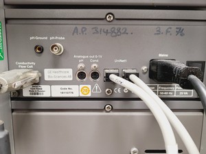 Thumbnail image of ÄKTA Purification System with P-900, UV-900, pH/C-900, P-960 and FRAC-950