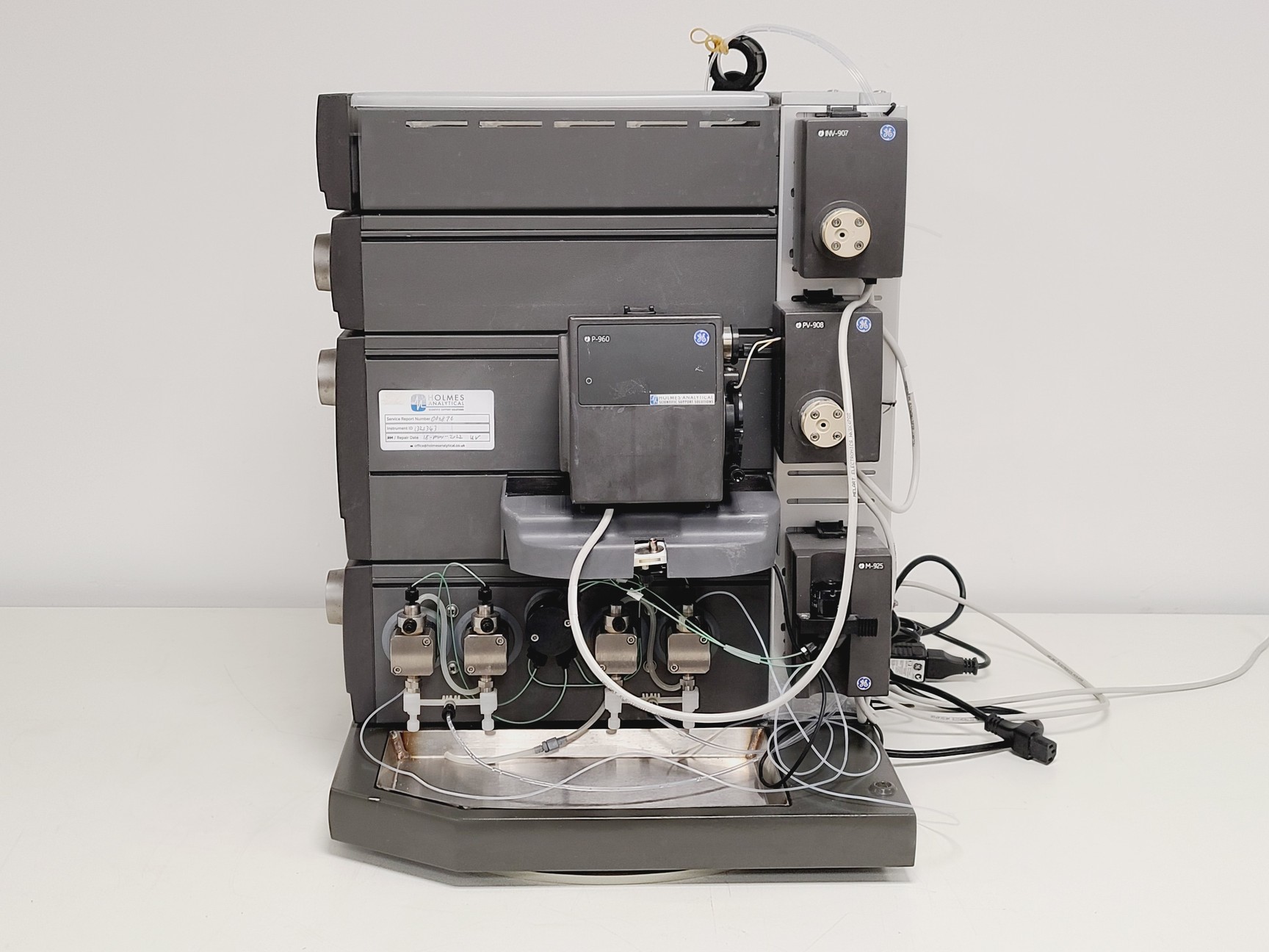 Image of ÄKTA Purification System with P-900, UV-900, pH/C-900, P-960 and FRAC-950