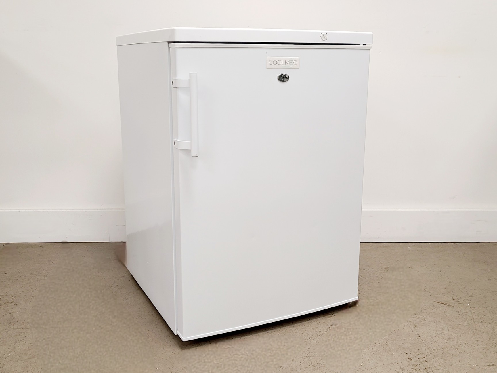 Image of Cool Med Essentials CEFL98 Freezer -20 Lab