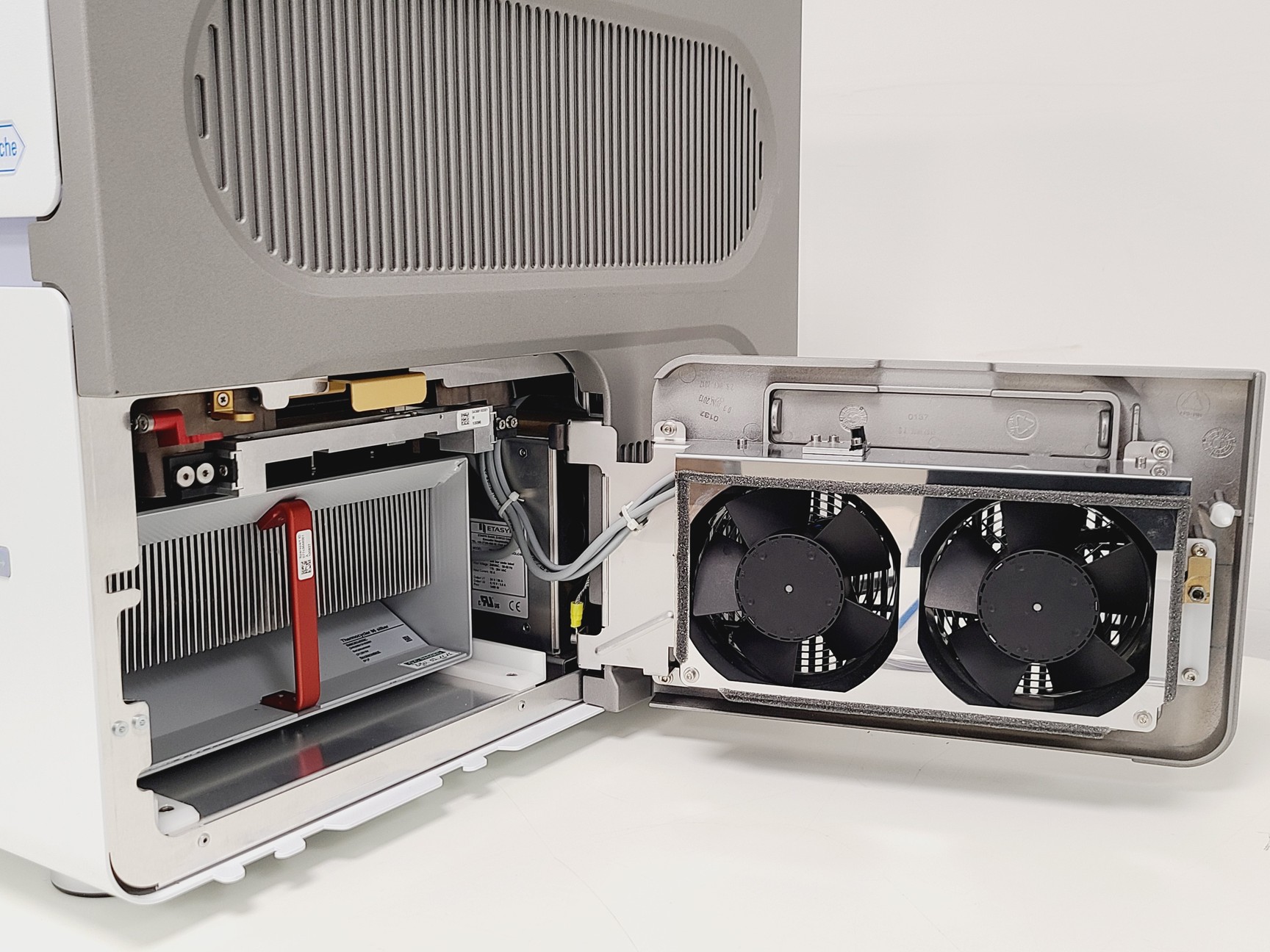 Image of Roche LightCycler 480 II PCR Machine System w/ PC & Software Lab
