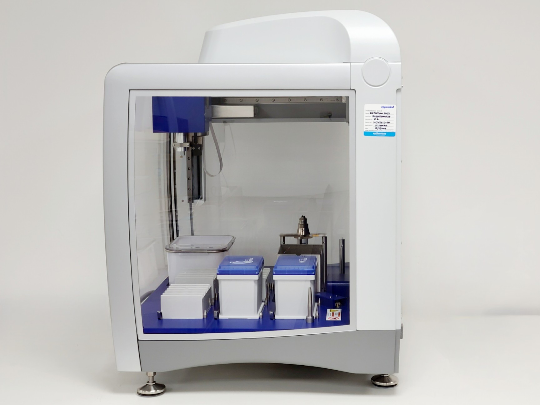 Image of Eppendorf epMotion 5073 Liquid Handling System w/ Accessories and Consumables
