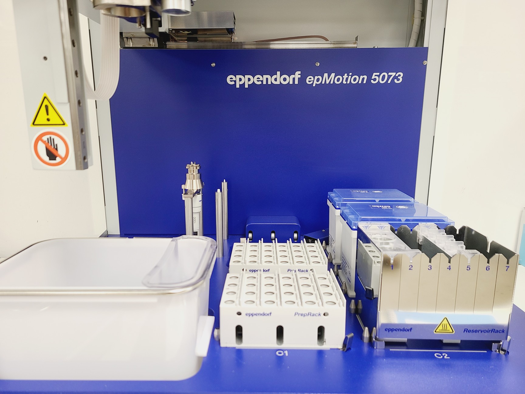 Image of Eppendorf epMotion 5073 Liquid Handling System w/ Accessories and Consumables