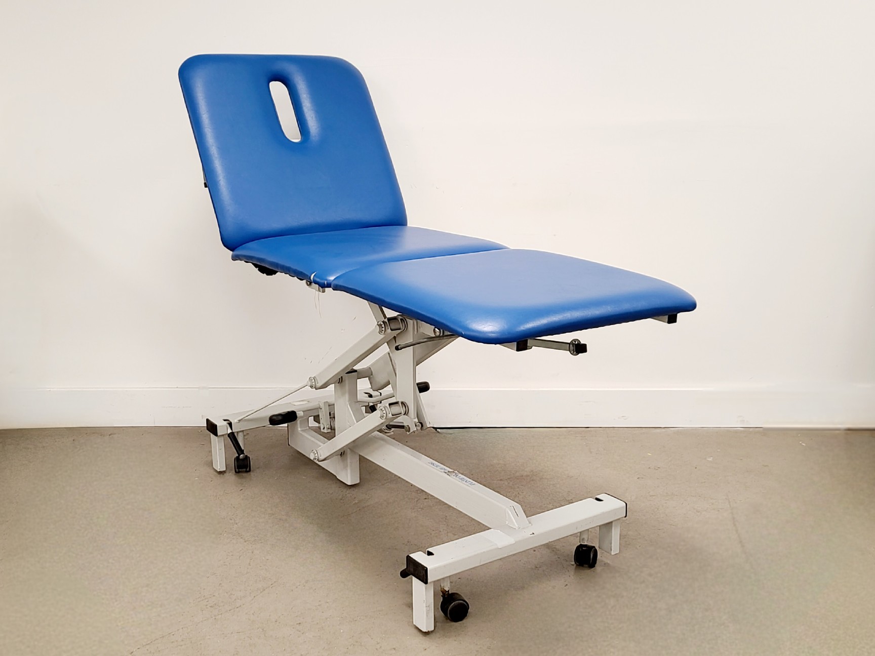 Image of The Plinth Company Hydraulic Medical Plinth