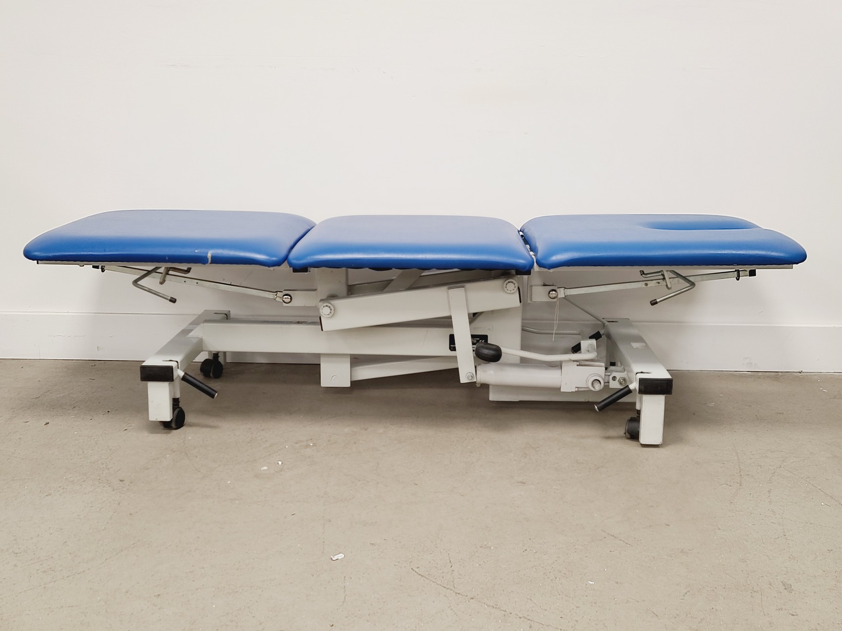 Image of The Plinth Company Hydraulic Medical Plinth