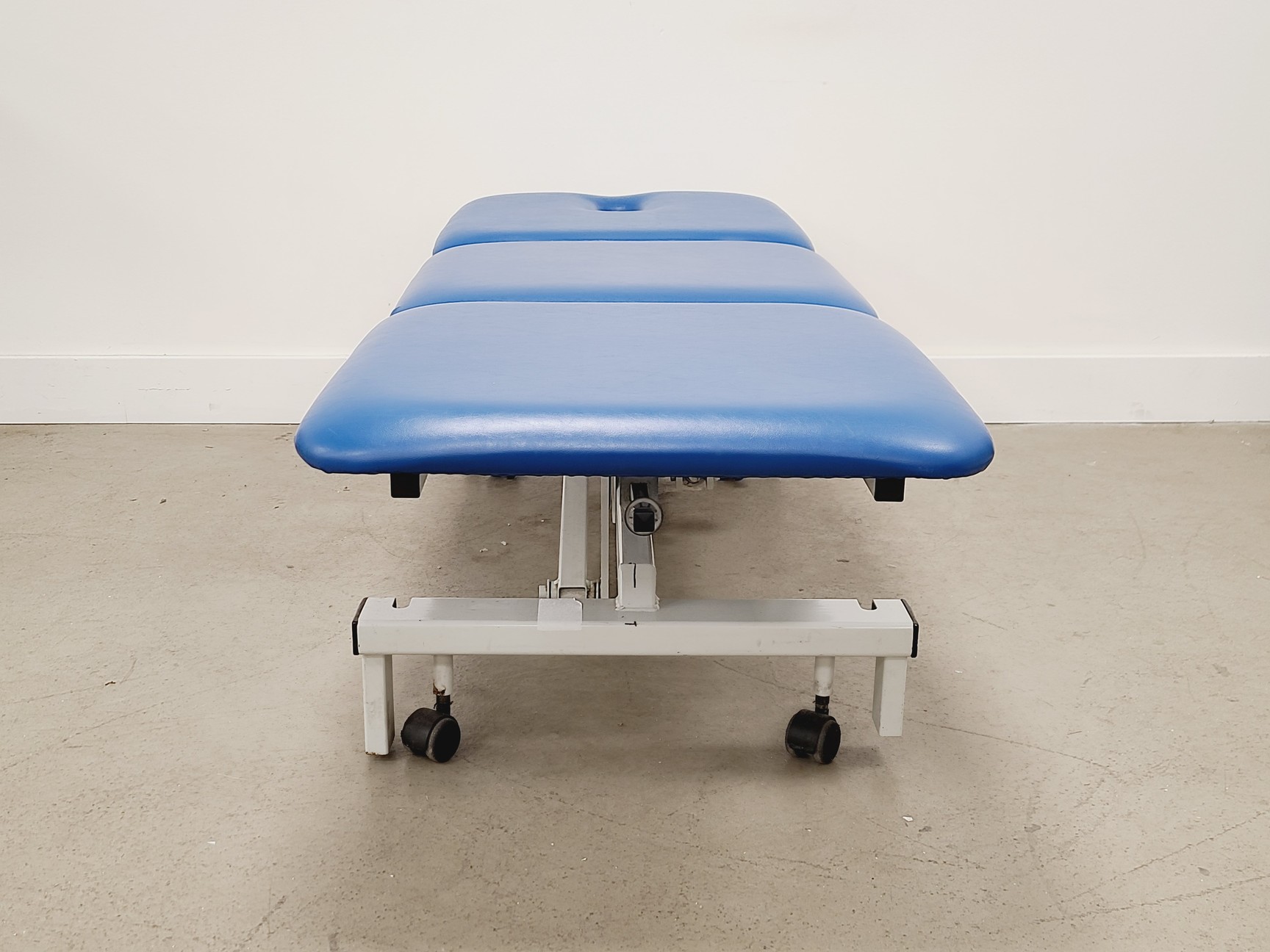 Image of The Plinth Company Hydraulic Medical Plinth