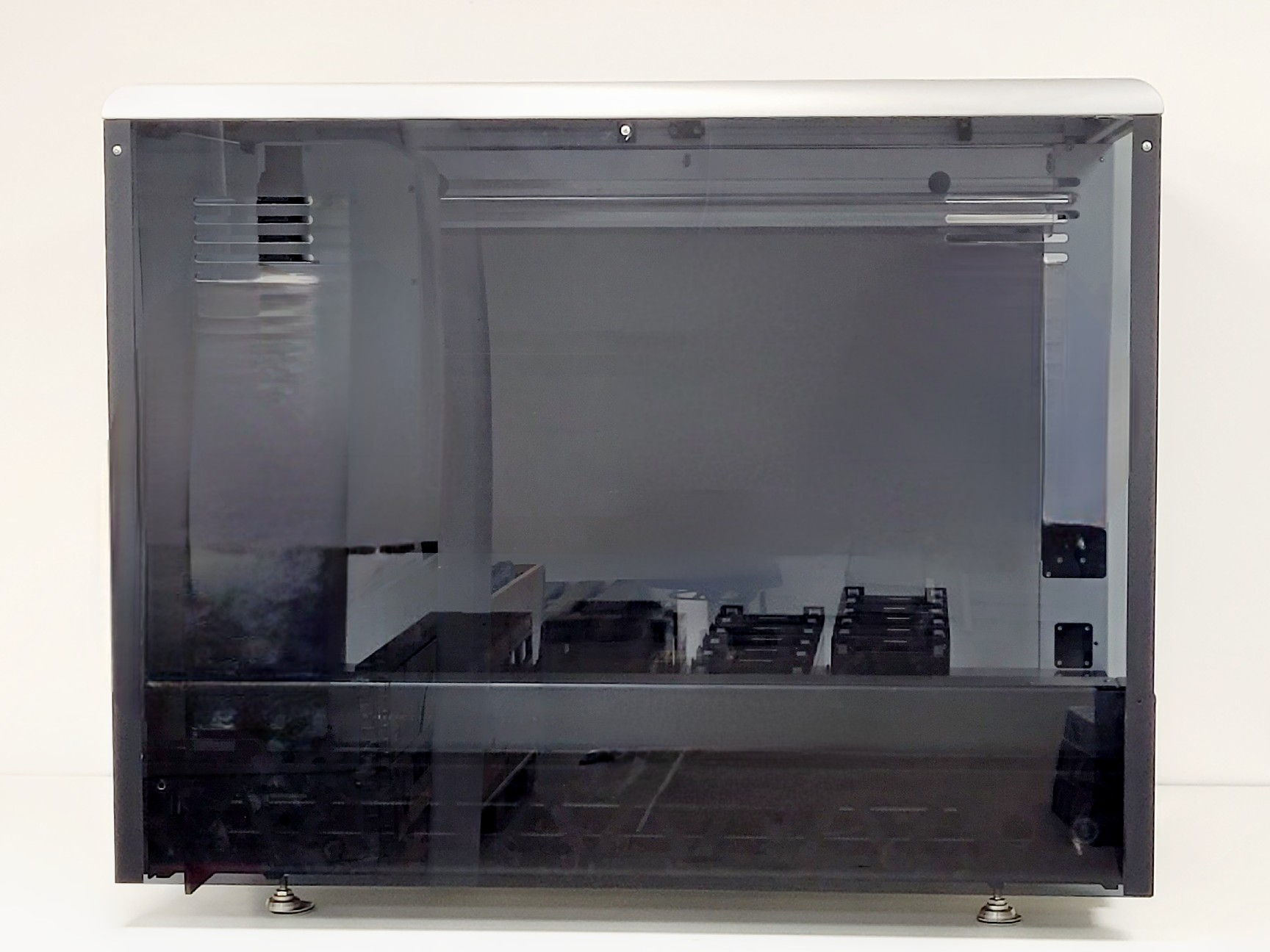 Image of Hamilton Microlab STARlet Liquid Handling Workstation CO- RE 96 & Software