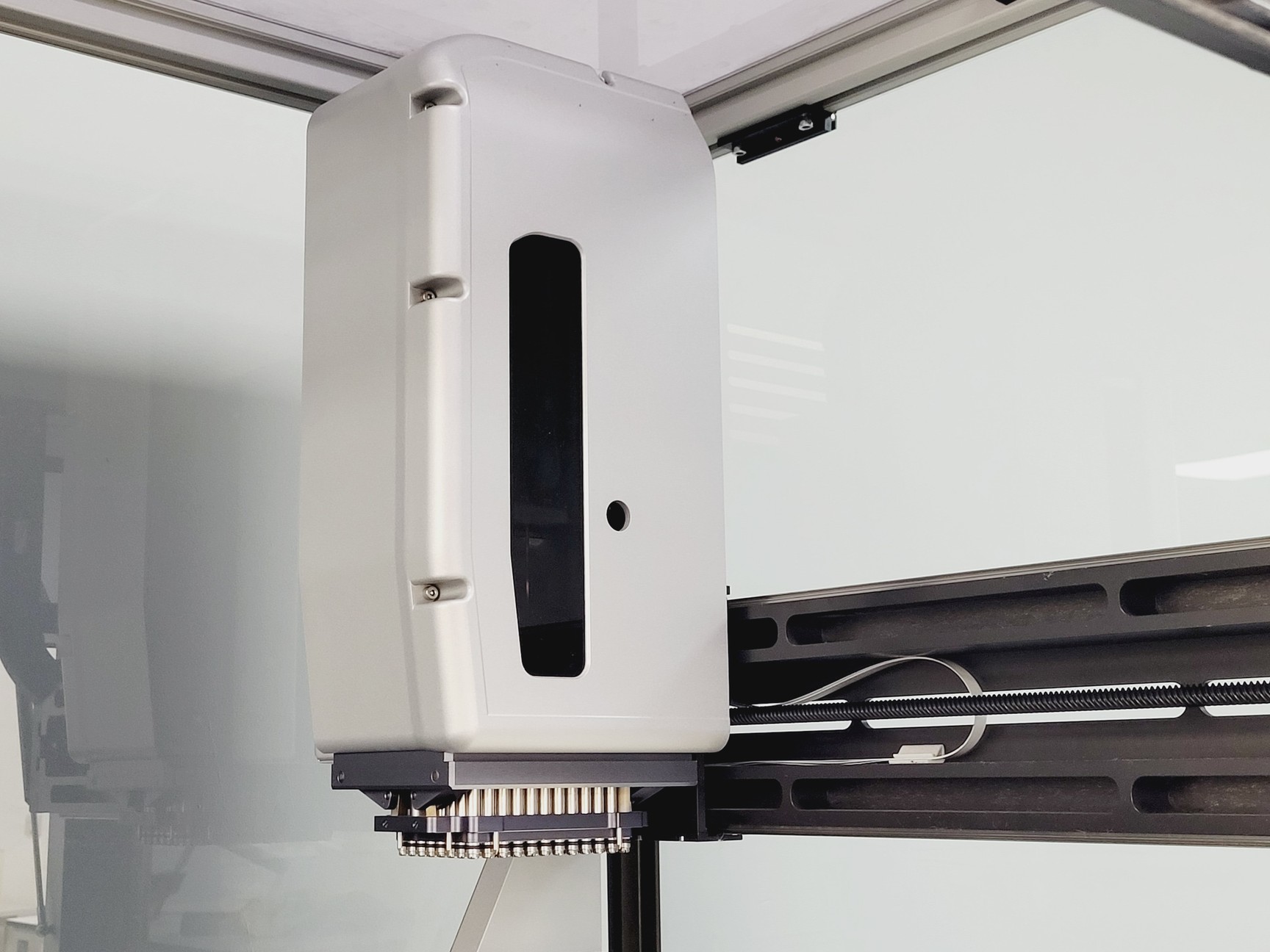 Image of Hamilton Microlab STARlet Liquid Handling Workstation CO- RE 96 & Software