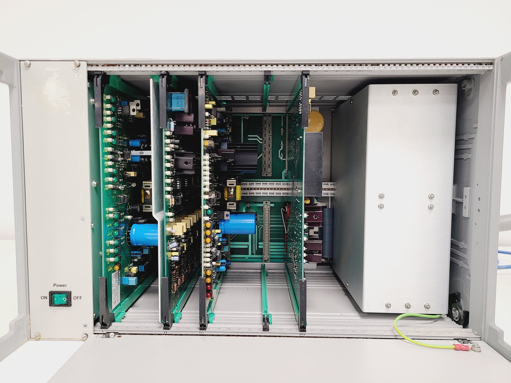 Image of Hiden Analytical Secondary Mass Spectrometer and Ion Counting RF Head