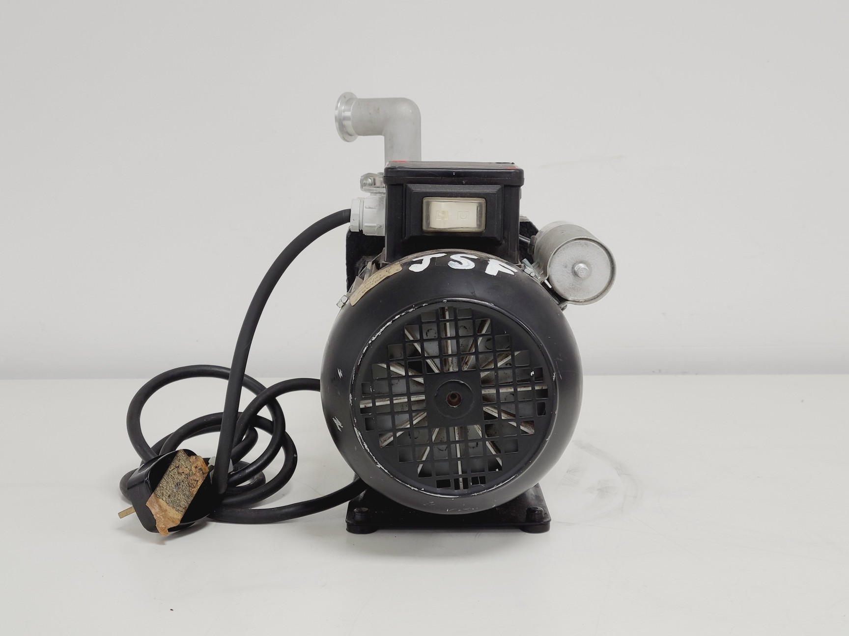 Image of Trivac D10E Vacuum Pump