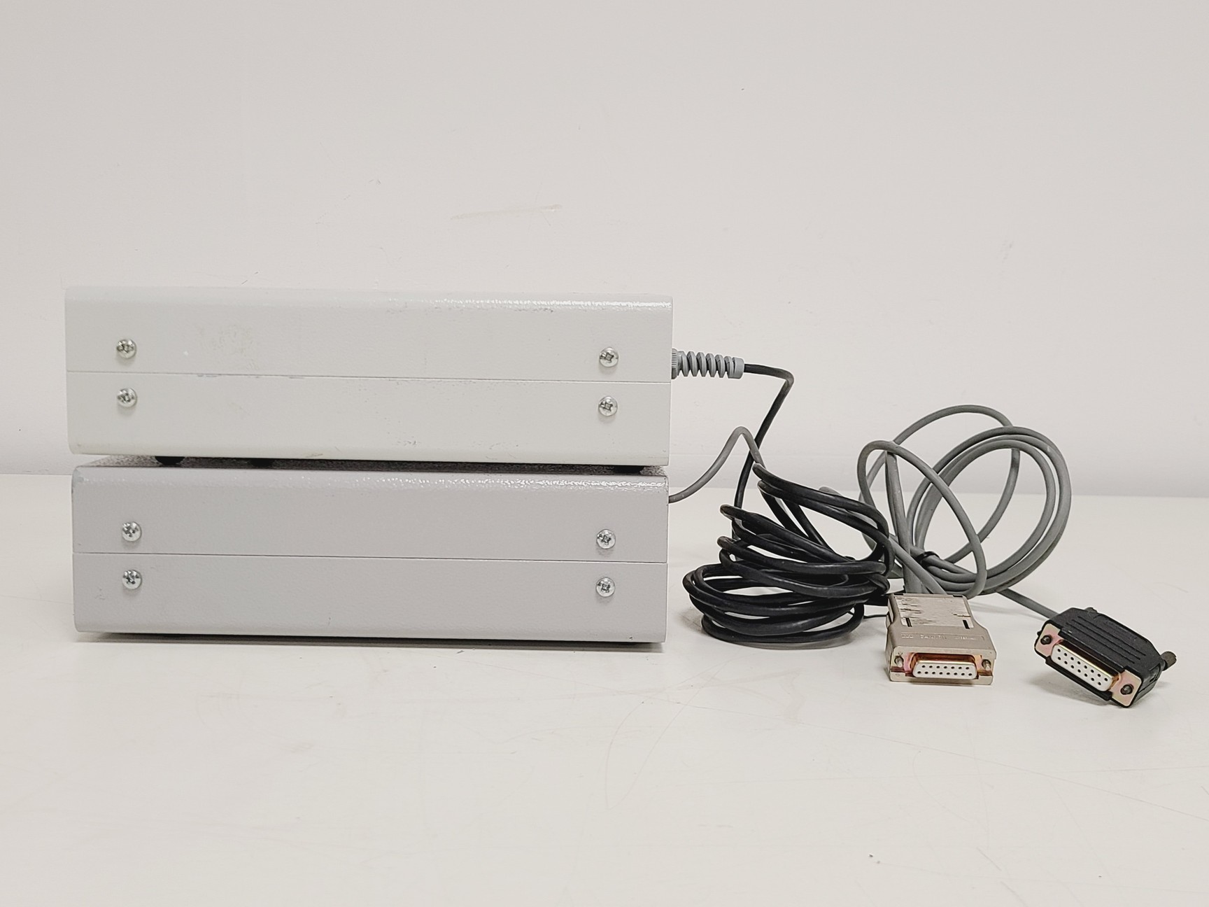 Image of Leybold Vakuum Ceravac CTR90 & 2x Ceravac Readout