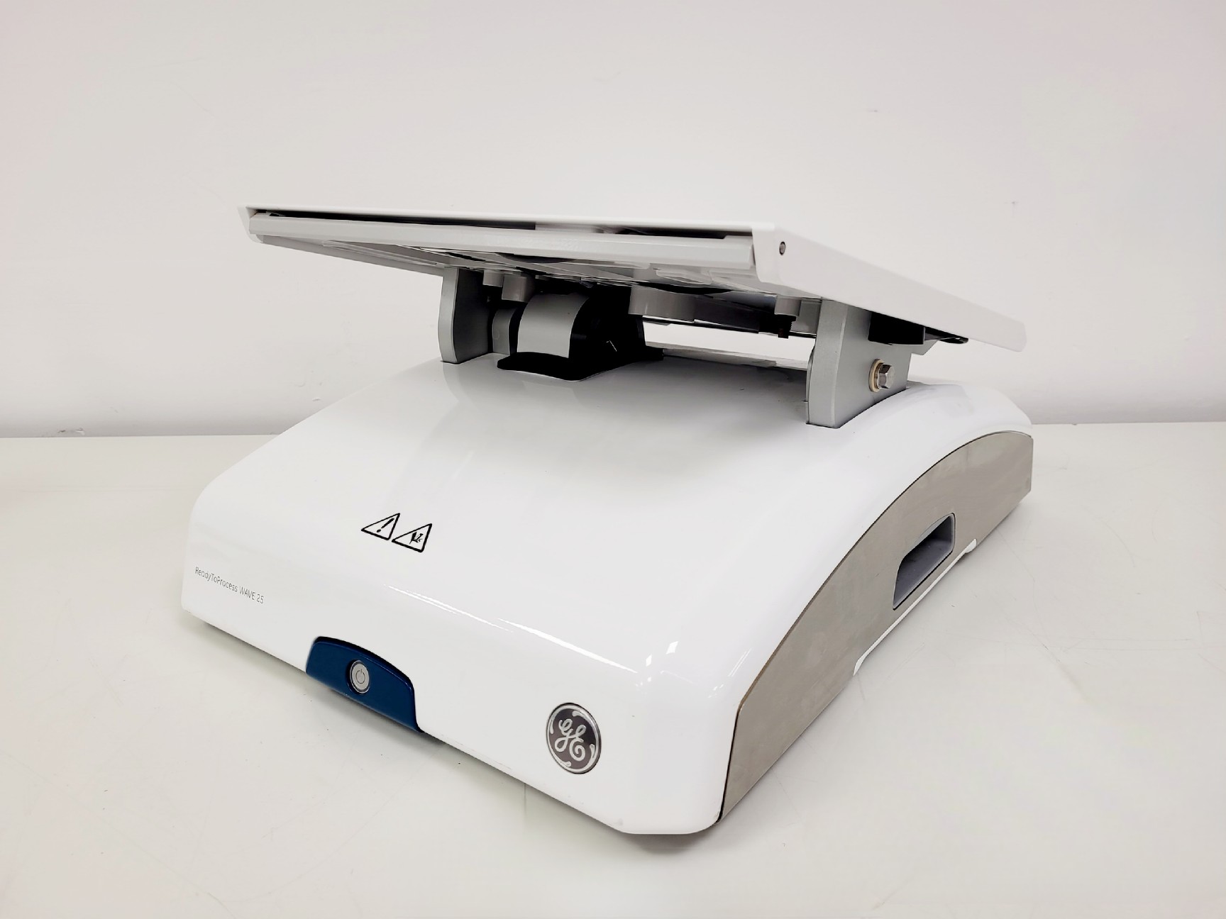 Image of GE ReadyToProcess Wave 25 Rocker Lab