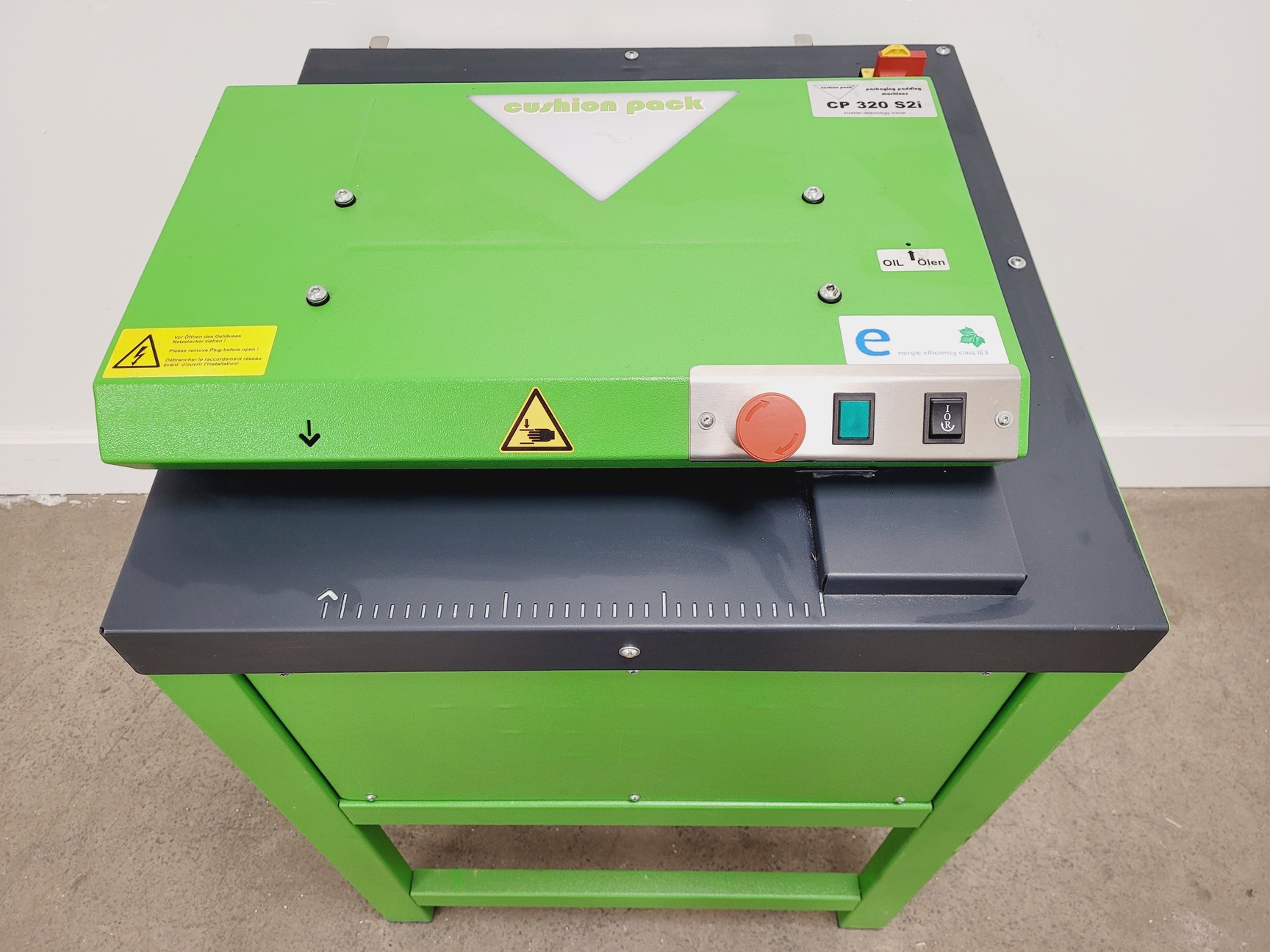 Image of Cushion Pack CP 320 S2i Cardboard Shredder 