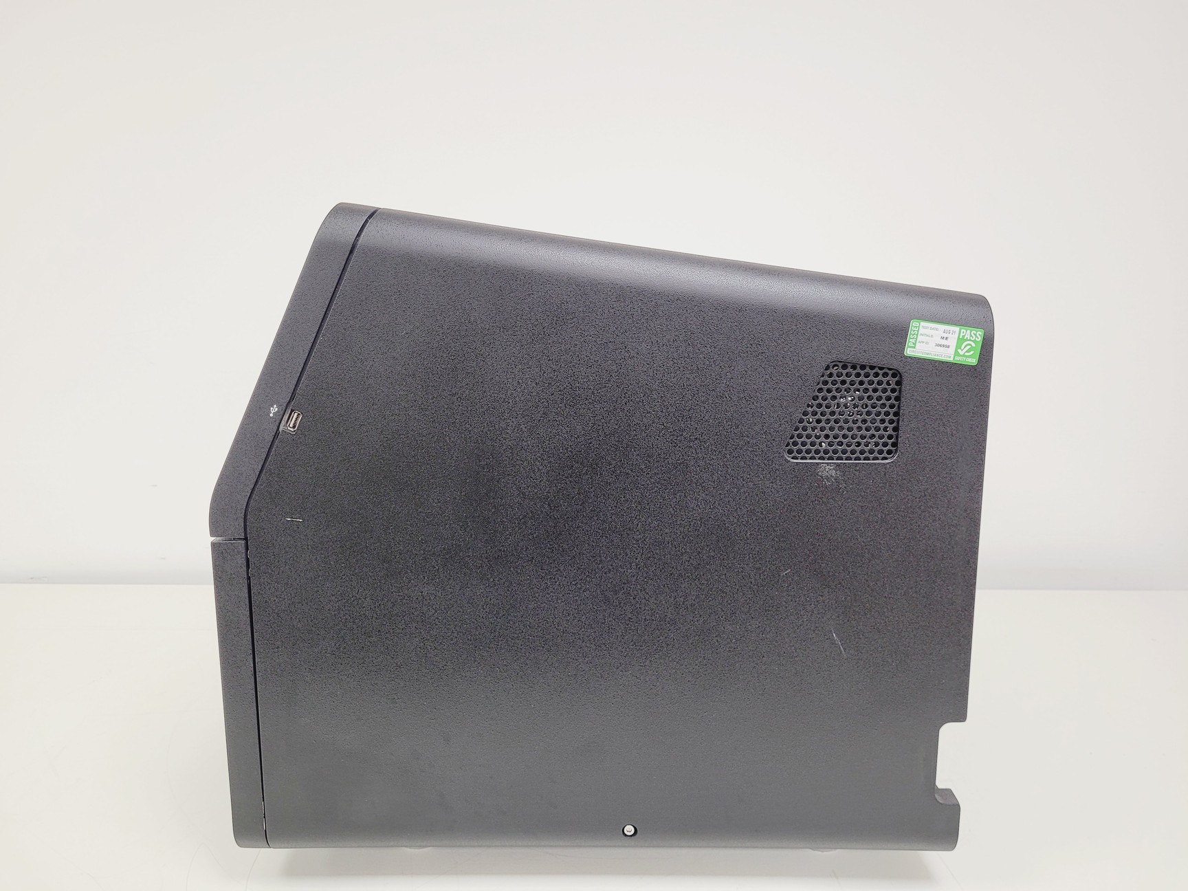 Image of illumina MiSeq DNA Sequencer System Spares/Repair Lab