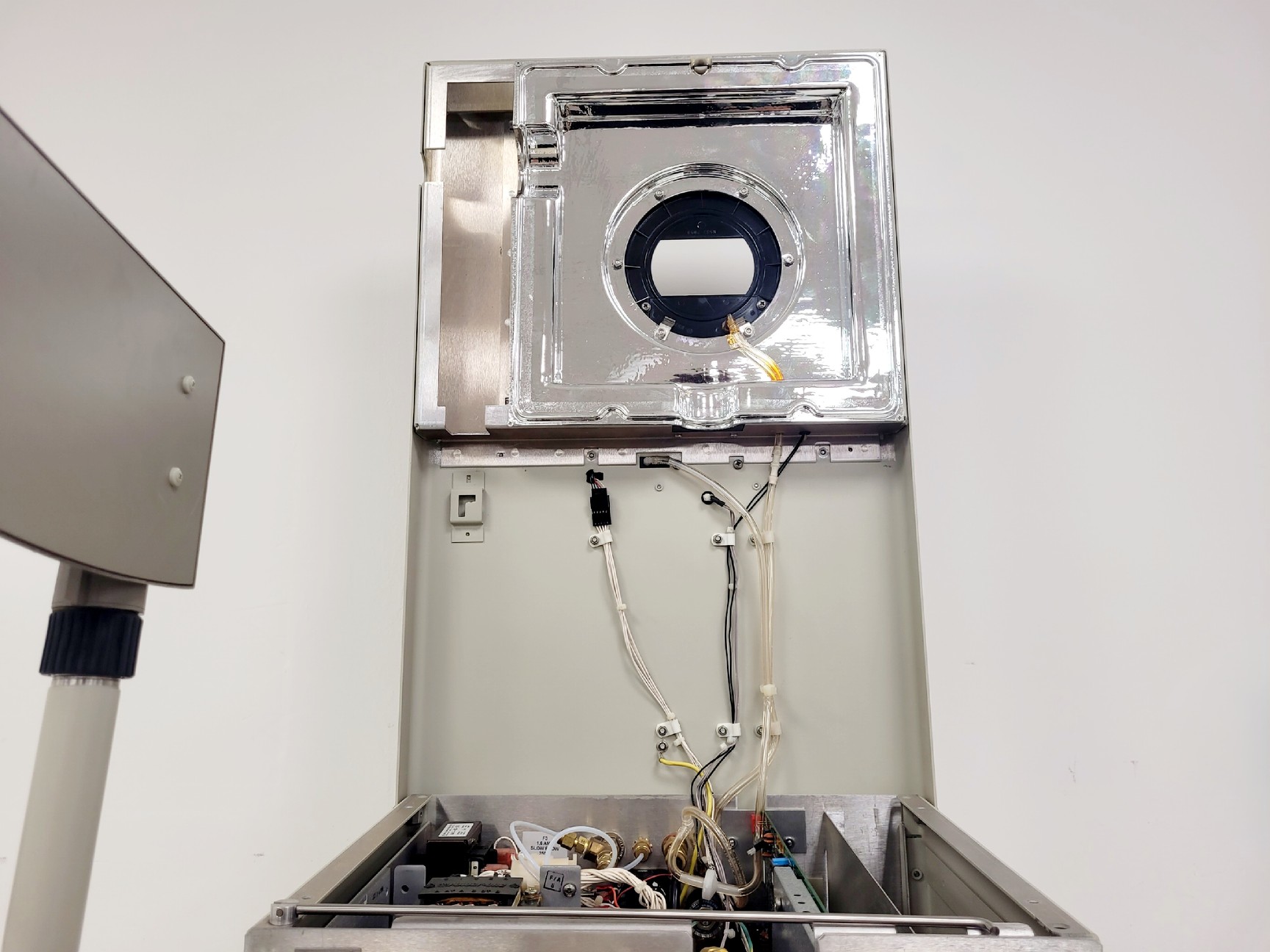 Image of Perkin Elmer Pyris 1 Differential Scanning Calorimeter