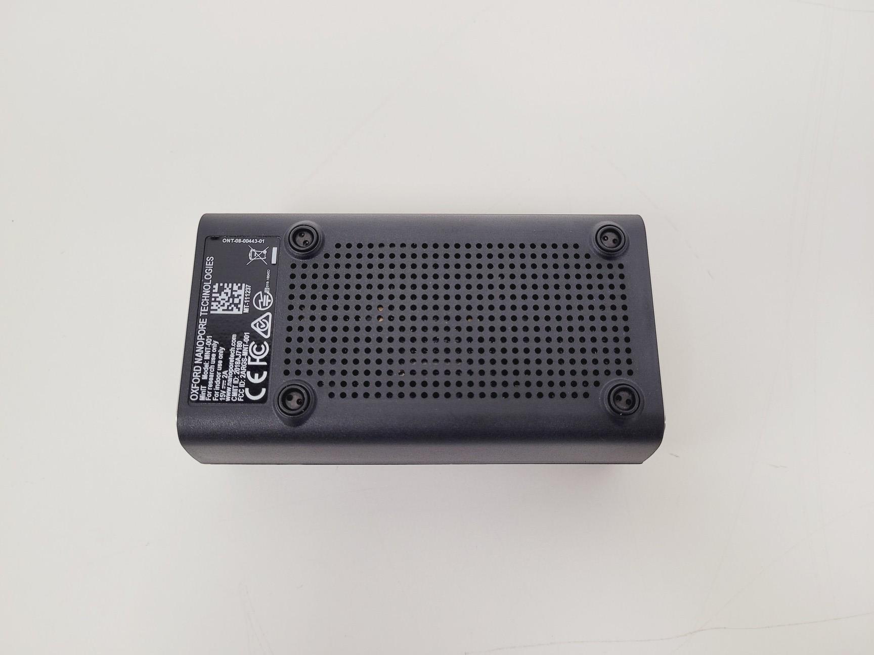 Image of Nanopore MinIT w/ MinION & Flongle 