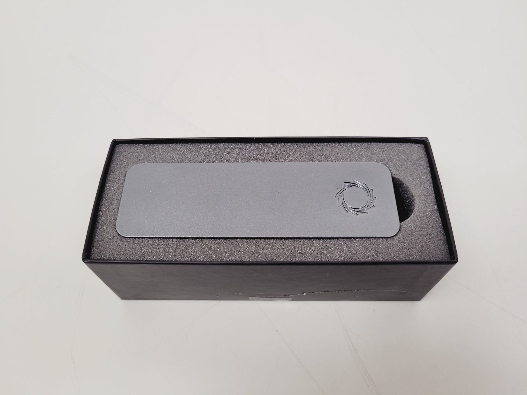Image of Nanopore MinIT w/ MinION & Flongle 