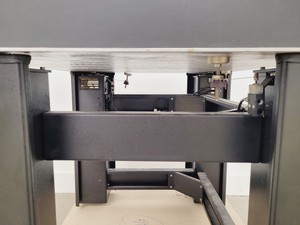 Thumbnail image of Intracel Anti-vibration Table