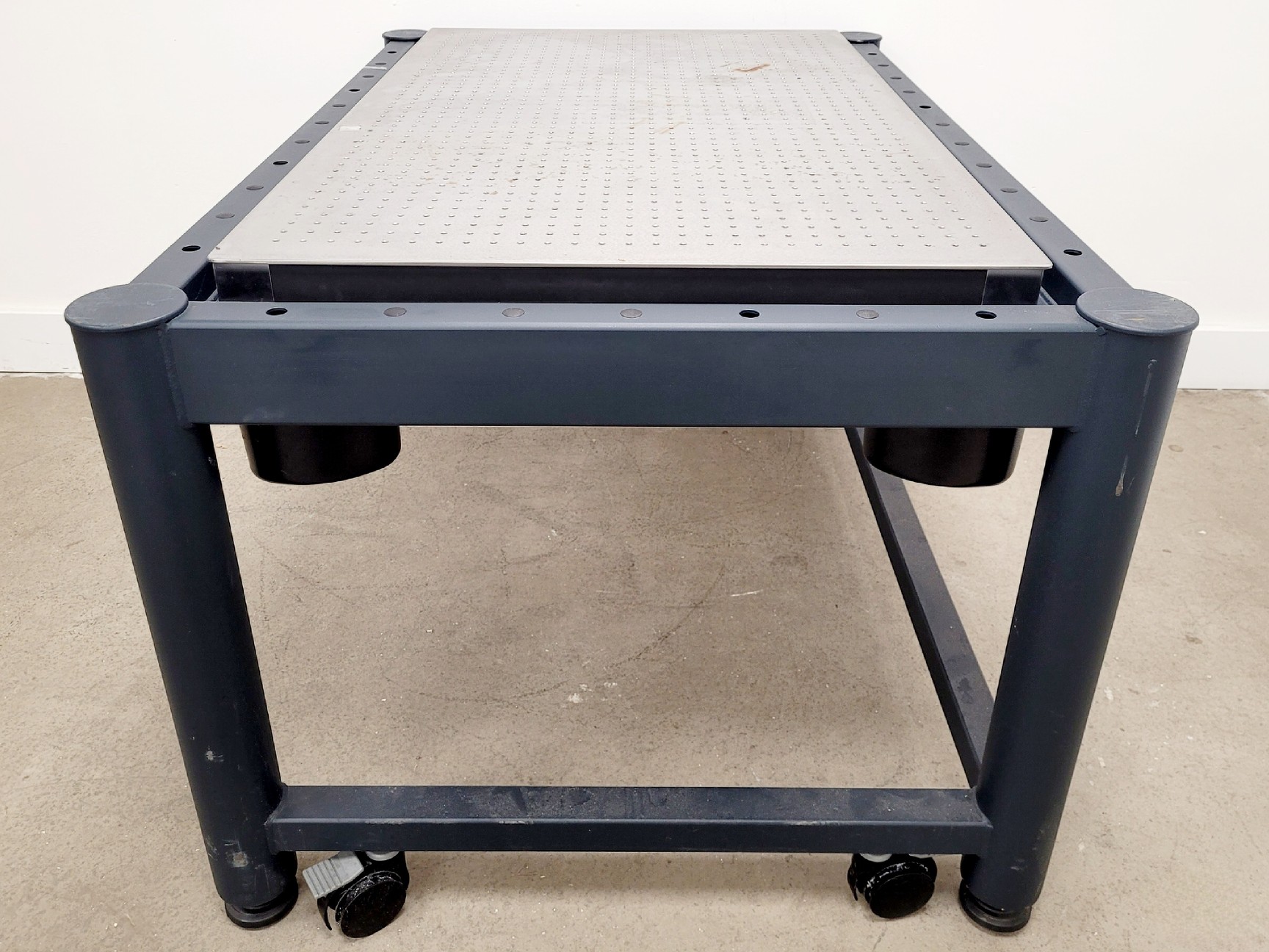 Image of Thorlabs SDA75120 Anti-vibration Table Metric 
