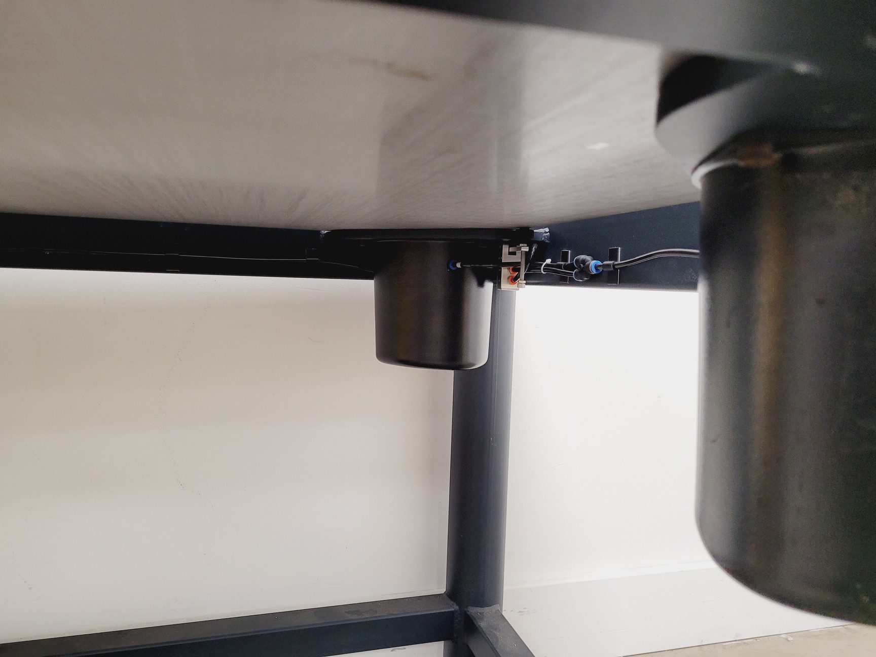 Image of Thorlabs SDA75120 Anti-vibration Table Metric 
