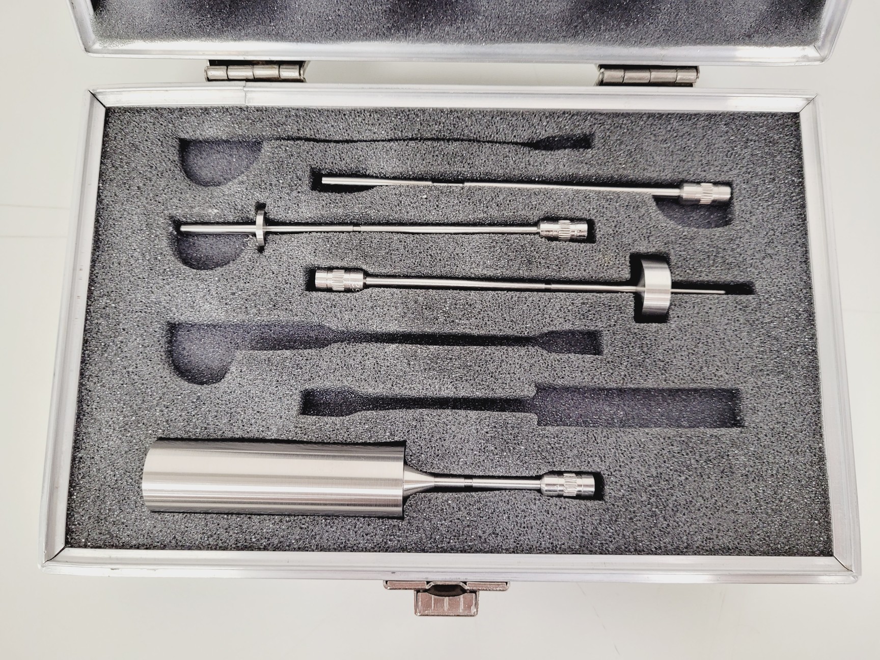Image of Brookfield LVDVE DV-E Viscometer