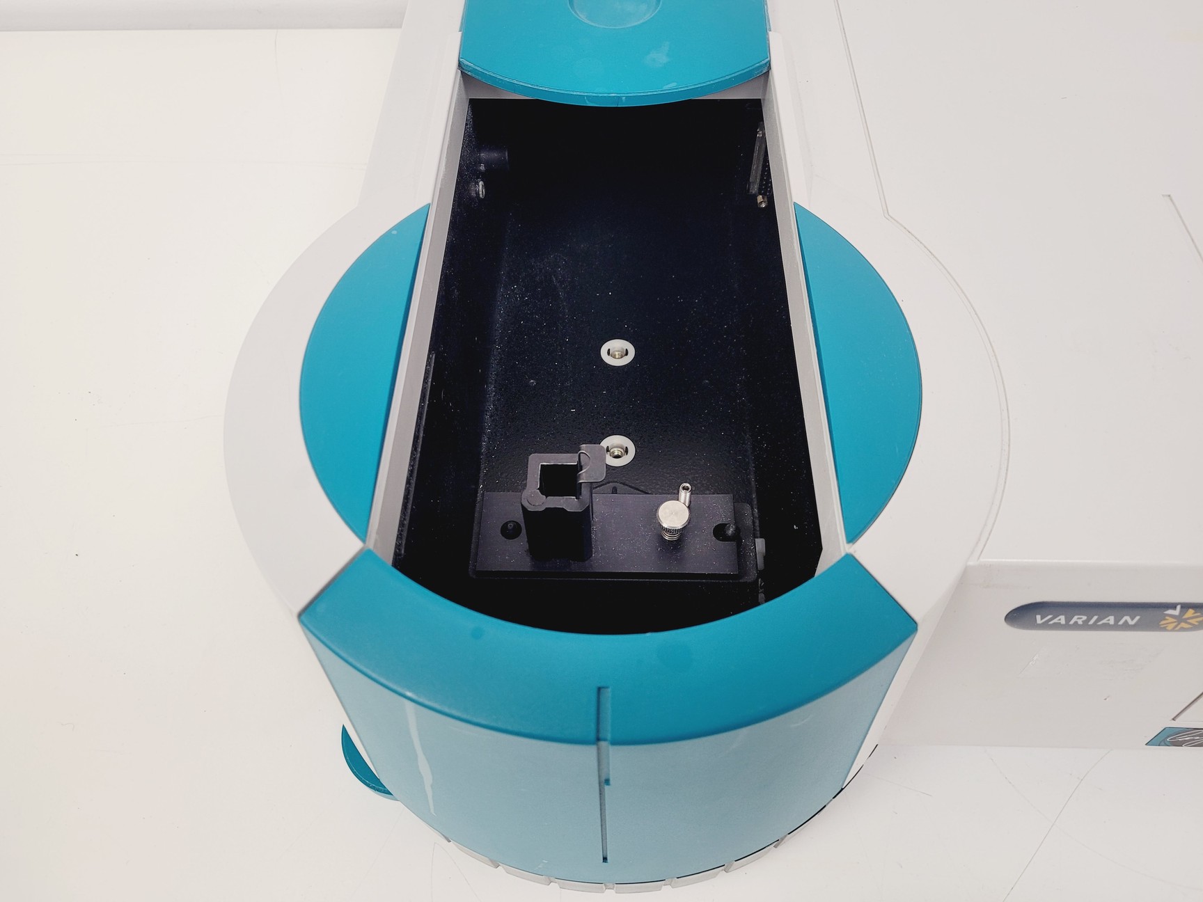 Image of Varian Bio 50 UV Visible Spectrophotometer w/ PC and software