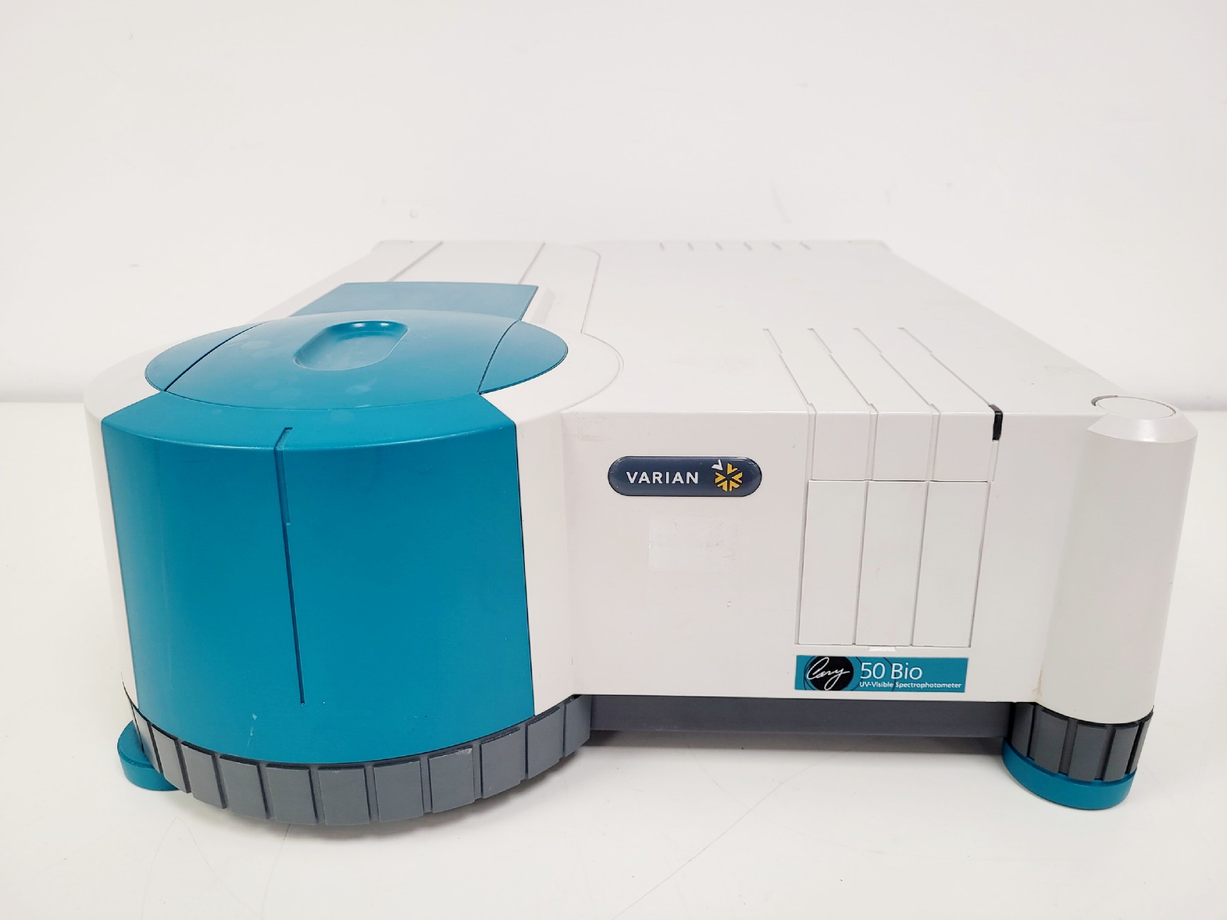 Image of Varian Bio 50 UV Visible Spectrophotometer w/ PC and software