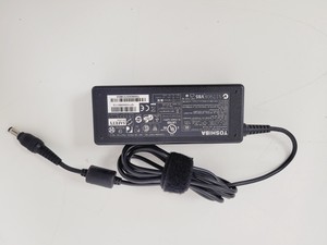 Thumbnail image of GXCAM-Eclipse WiFi/USB Microscope Camera 5MP w/ Toshiba Laptop and GXCapture